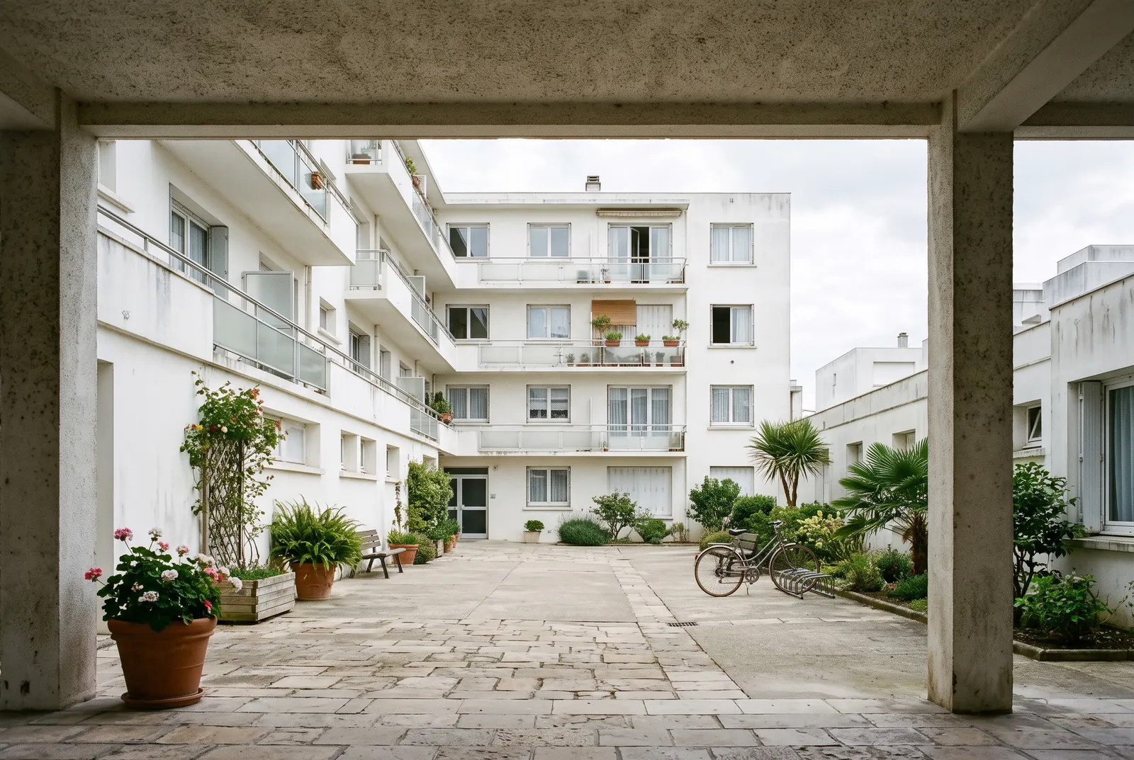 Cour intérieure d'un immeuble à Royan